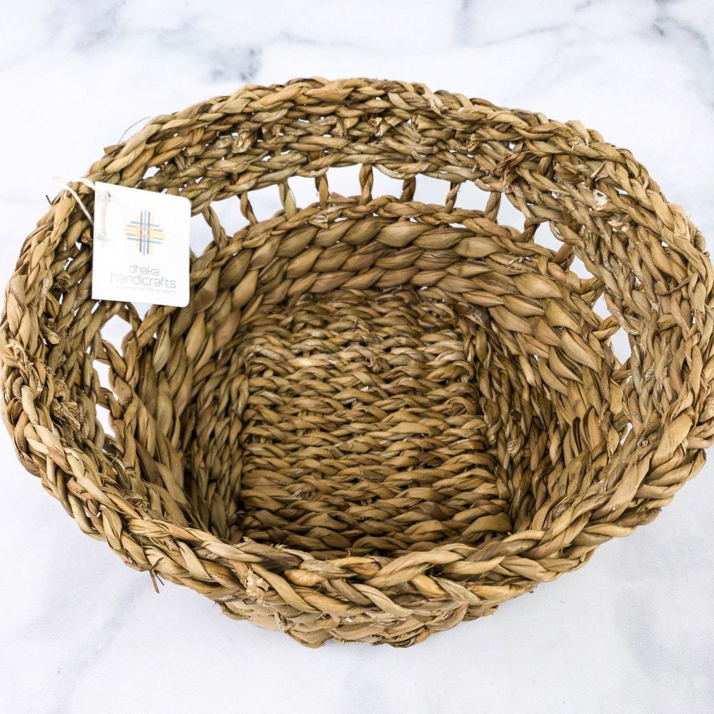 Globein Dhaka Handicrafts Windowpane Bread Basket